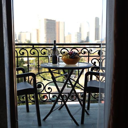 Hotel Dream Tower Batumi Esterno foto