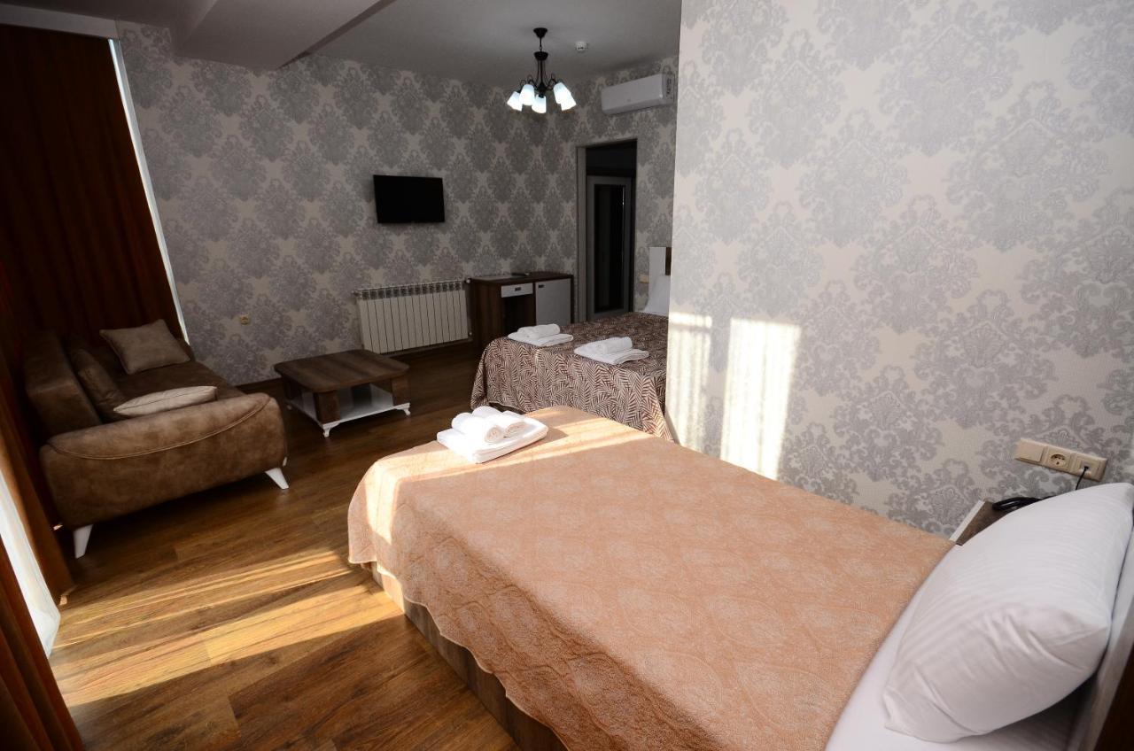 Hotel Dream Tower Batumi Esterno foto