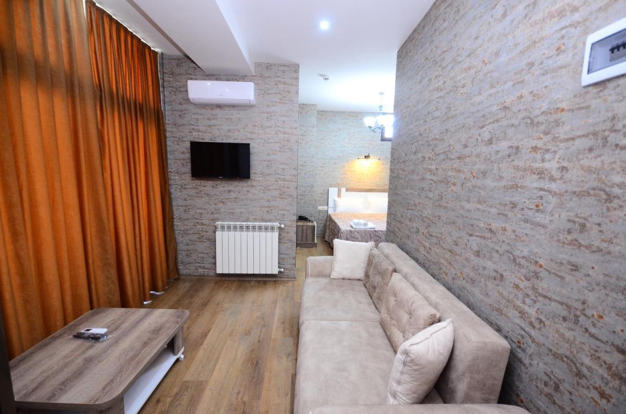 Hotel Dream Tower Batumi Esterno foto
